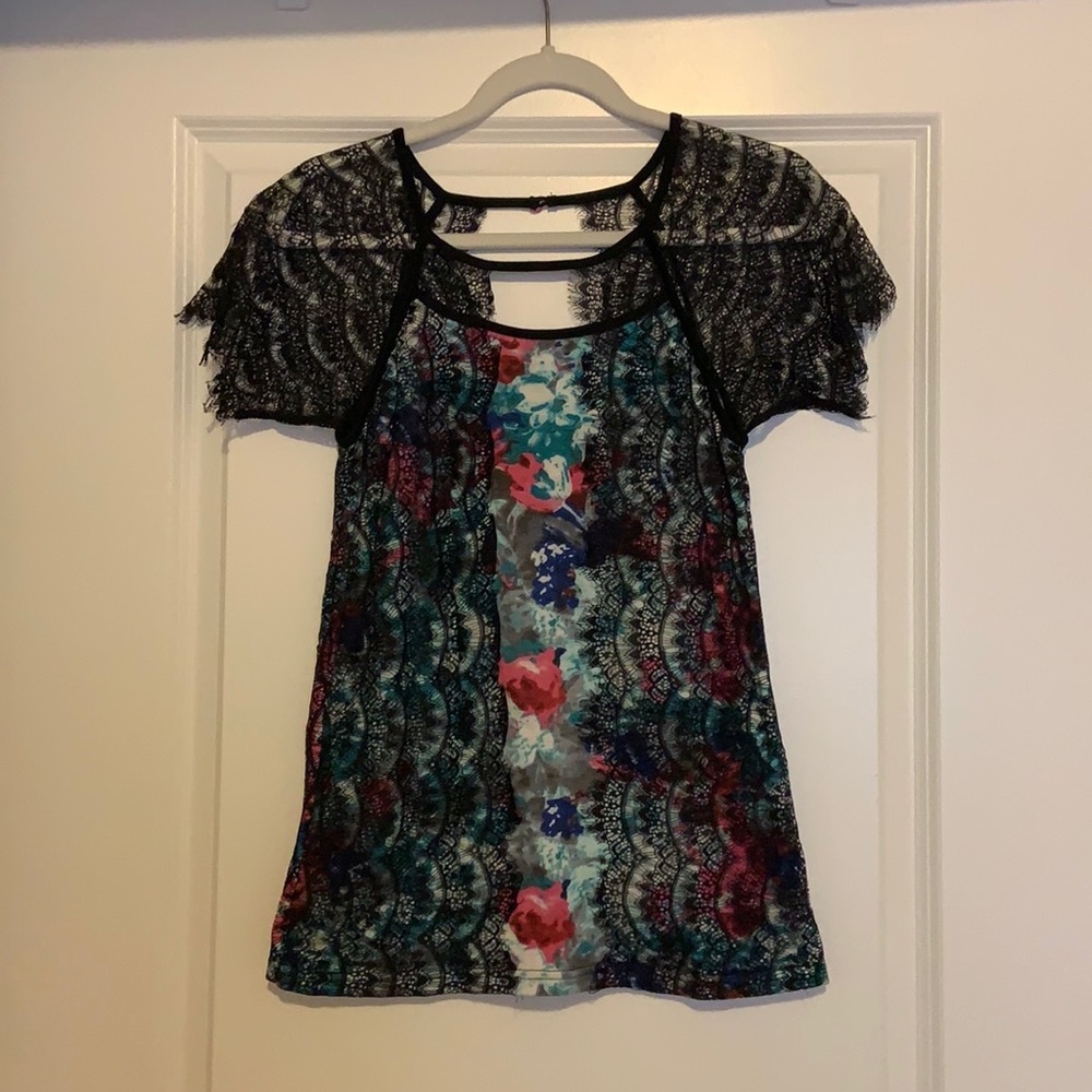 Buckle watercolor blouse